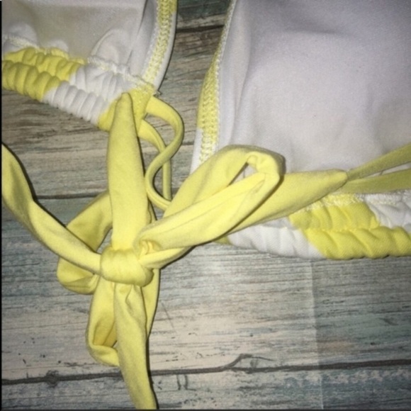 Mossimo Yellow Striped Bikini Top - Picture 4 of 4